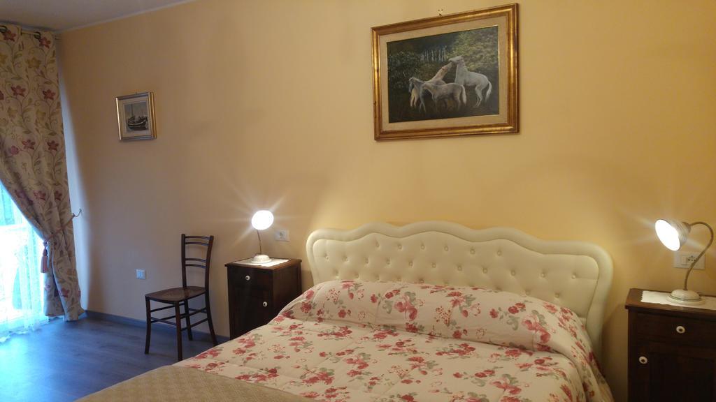 Al Pic De Corone Bed & Breakfast Terzo d' Aquileia ภายนอก รูปภาพ