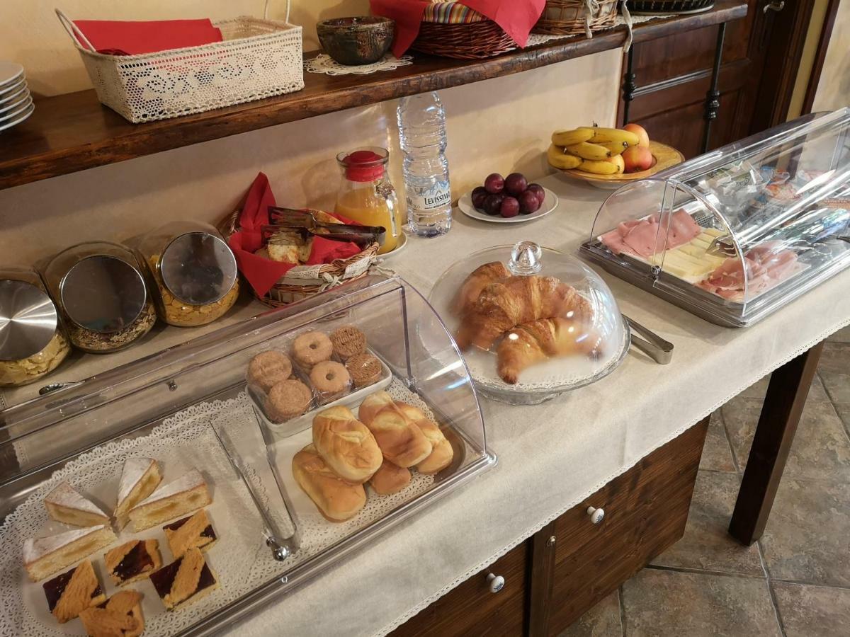 Al Pic De Corone Bed & Breakfast Terzo d' Aquileia ภายนอก รูปภาพ